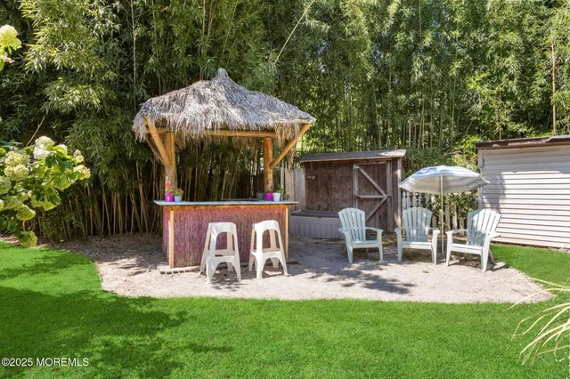 $1,250,000 | 1042 Maxim Southard Road, Howell, NJ 07731