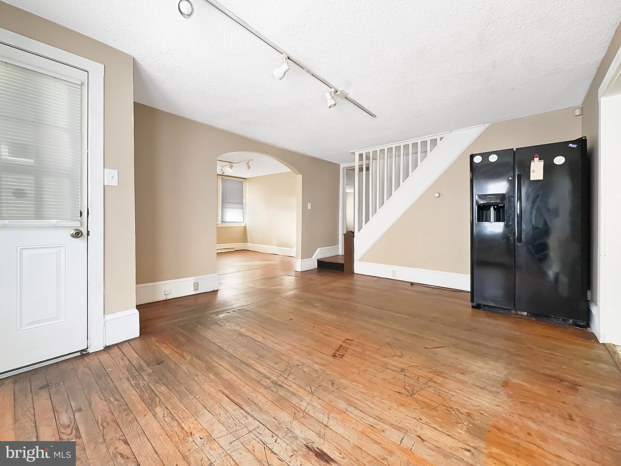 409 Buck Street Millville, NJ 08332 - Photo 6 of 46