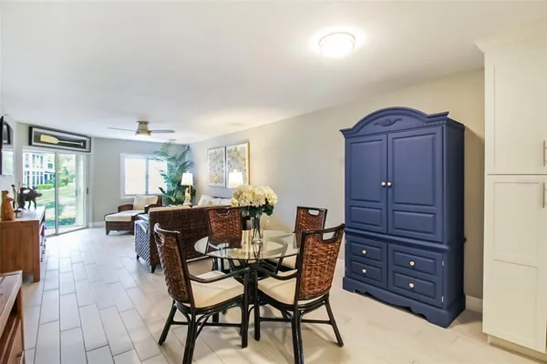 $7,600 | 1313 Siesta Bayside Drive, Unit 1313D, Sarasota, FL 34242