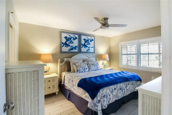$7,600 | 1313 Siesta Bayside Drive, Unit 1313D, Sarasota, FL 34242