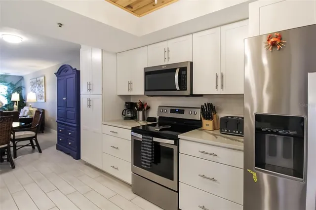 $7,600 | 1313 Siesta Bayside Drive, Unit 1313D, Sarasota, FL 34242