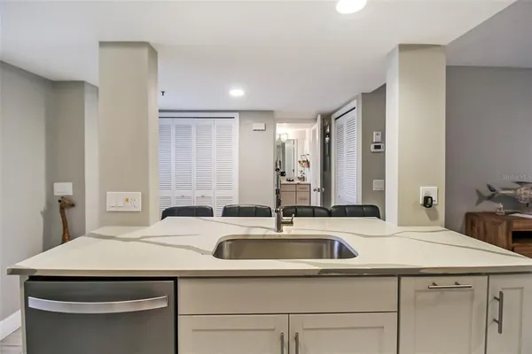 $7,600 | 1313 Siesta Bayside Drive, Unit 1313D, Sarasota, FL 34242