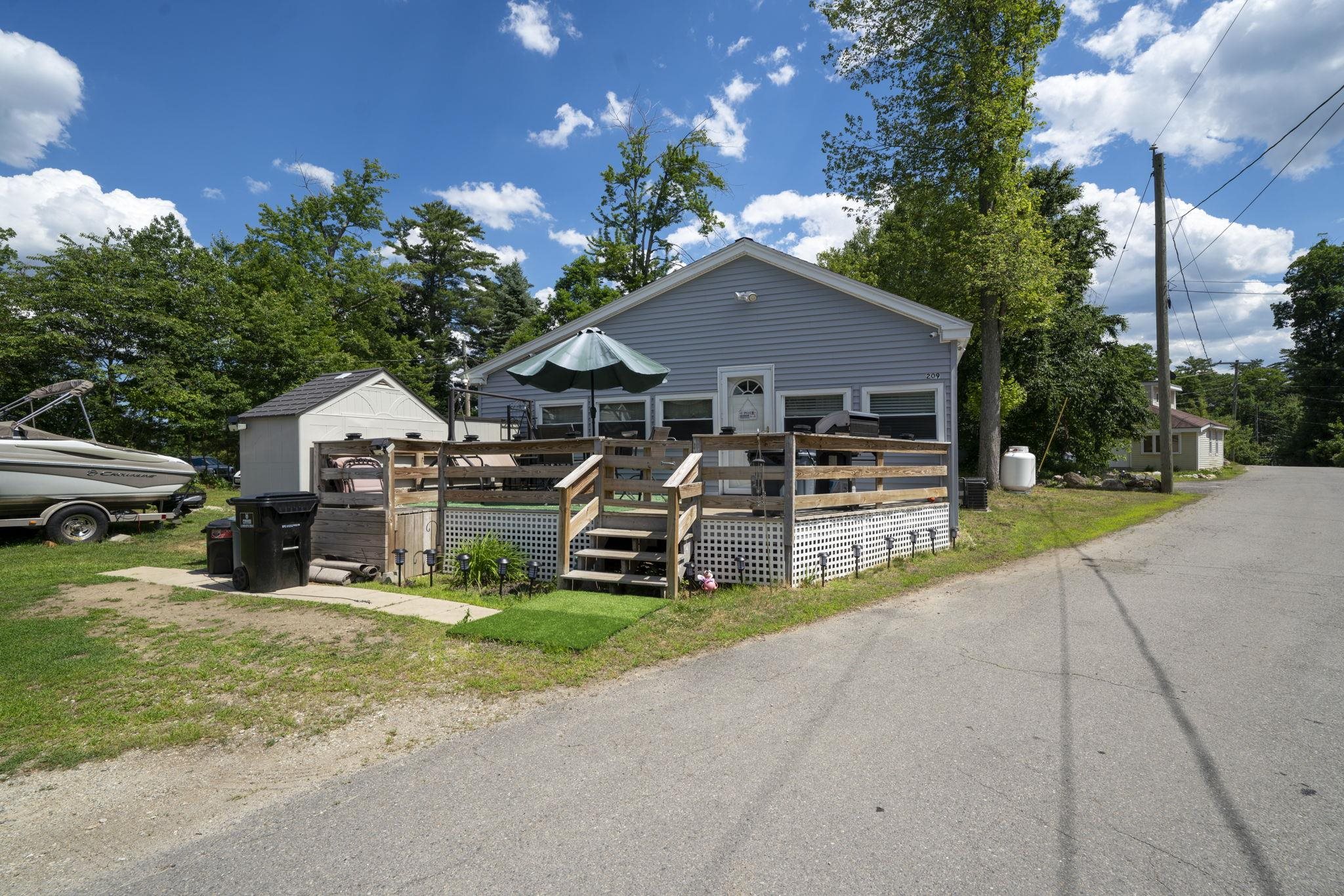 209 Chases Grove Road Derry, NH 03038 - Photo 31 of 58