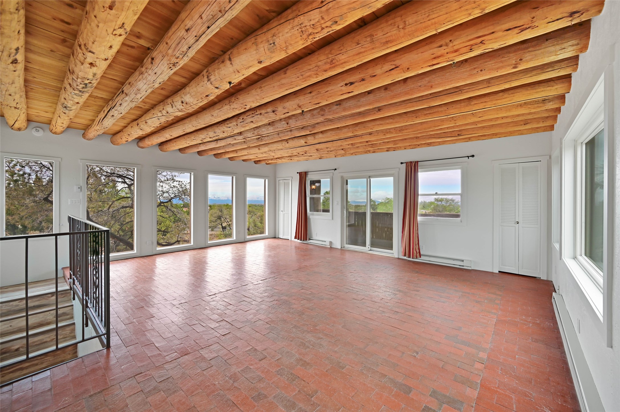 14 Verano Loop Santa Fe, NM 87508 - Photo 18 of 53 Upper level family room