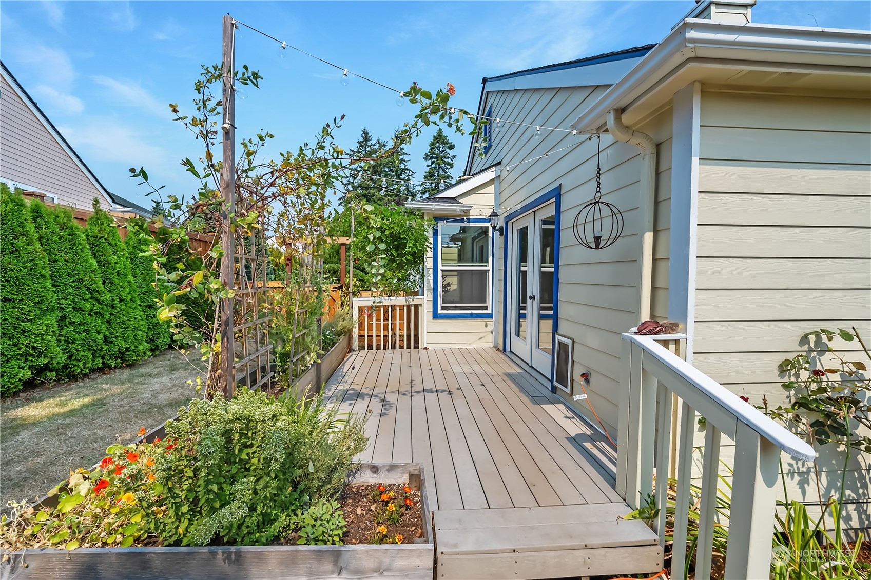 1709 24th Court Anacortes, WA 98221 - Photo 26 of 33 a view of a house with a balcony
