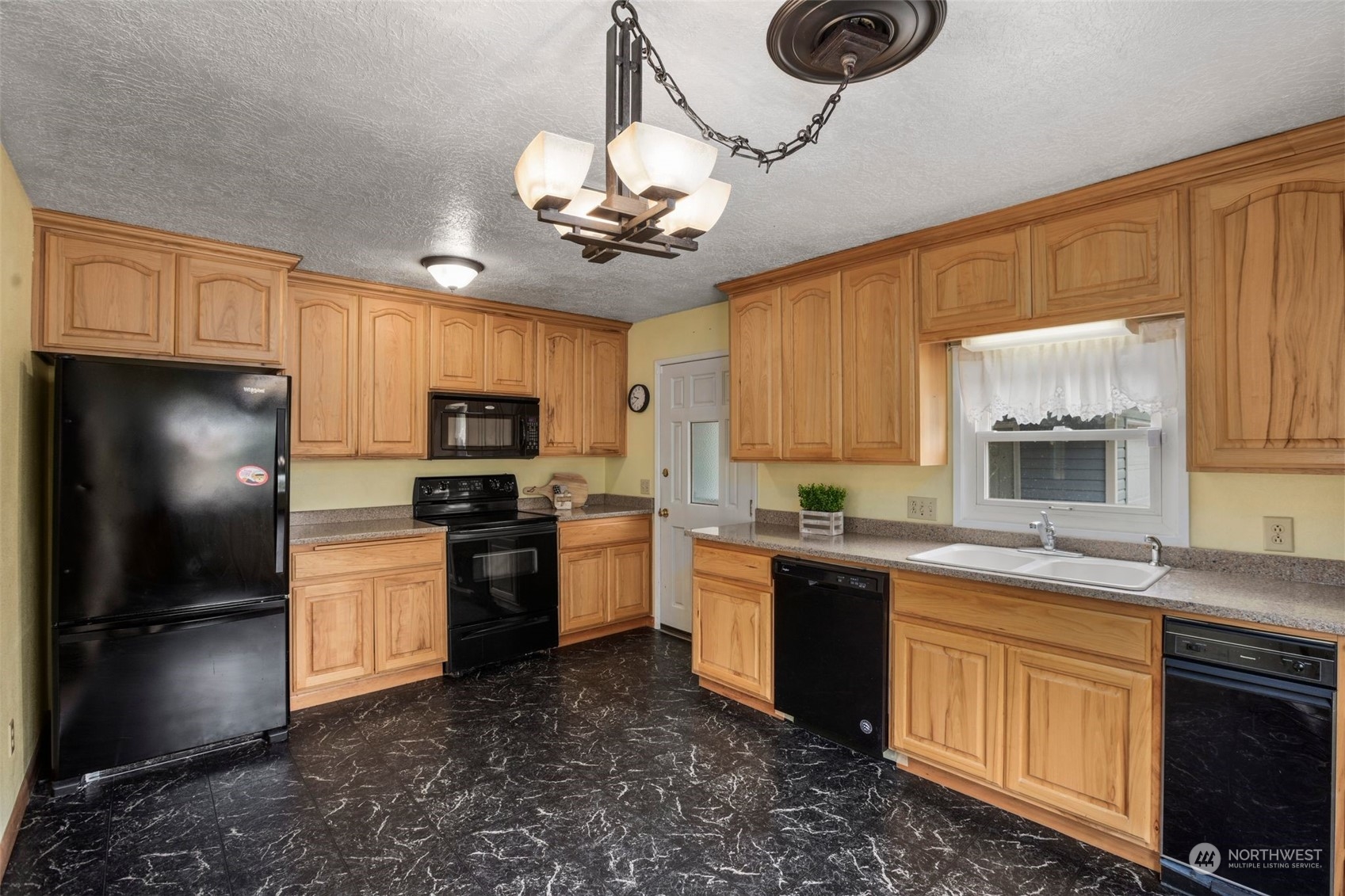 119 Lone Oak Road Longview, WA 98632 - Photo 9 of 35 Gallery Image 9