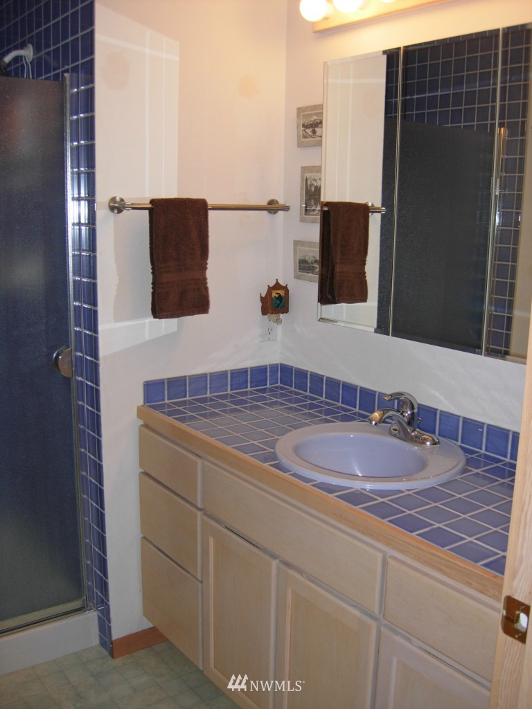 417 Ivan Road San Juan Island, WA 98250 - Photo 12 of 20 Gallery Image 12