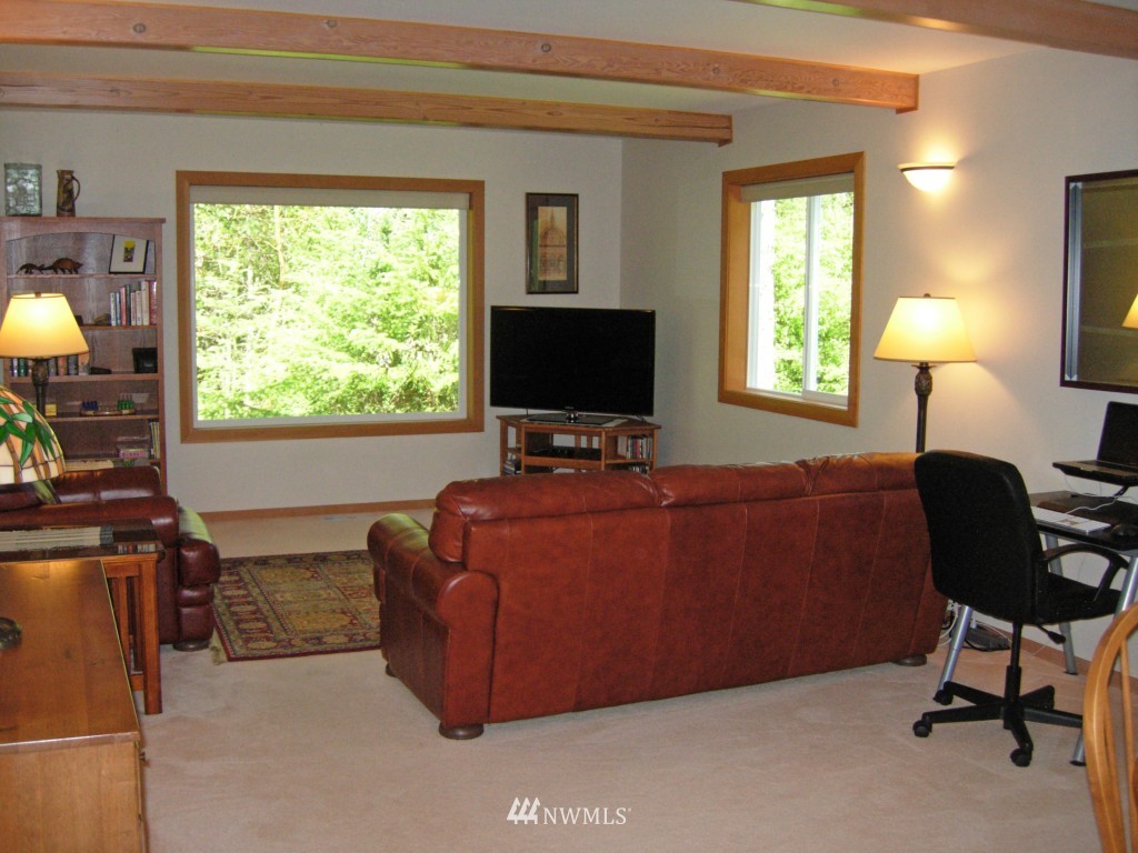 417 Ivan Road San Juan Island, WA 98250 - Photo 5 of 20 Gallery Image 5