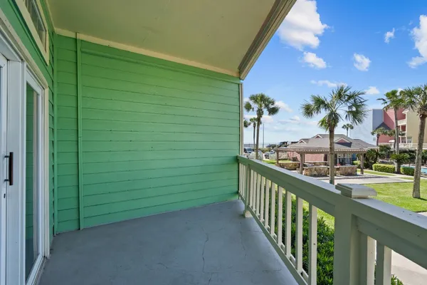 $1,499 | 7820 Seawall Boulevard, Unit 109, Galveston, TX 77551