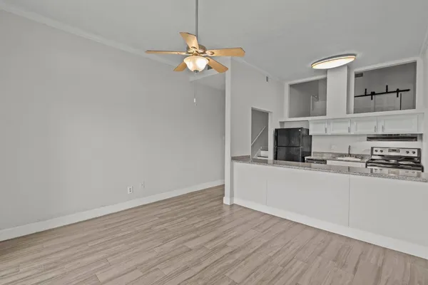 $1,499 | 7820 Seawall Boulevard, Unit 109, Galveston, TX 77551