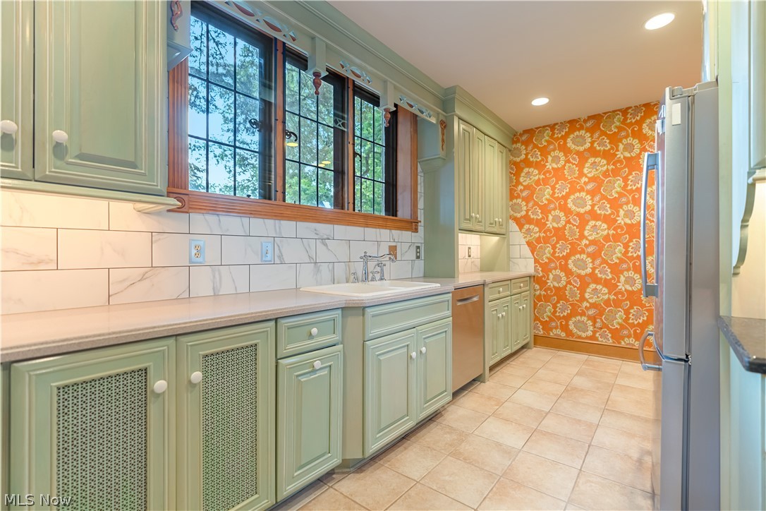 2421 Brentwood Road Northwest Canton, OH 44708 - Photo 19 of 50