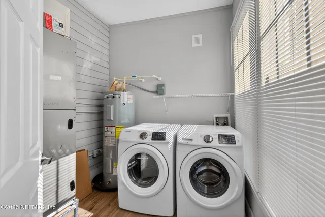 $2,000 | 310 West 10th Street, Jacksonville, FL 32206