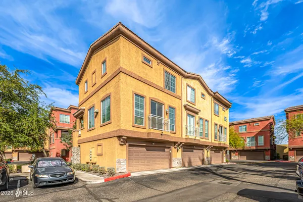 $295,000 | 1920 East Bell Road, Unit 1132, Phoenix, AZ 85022