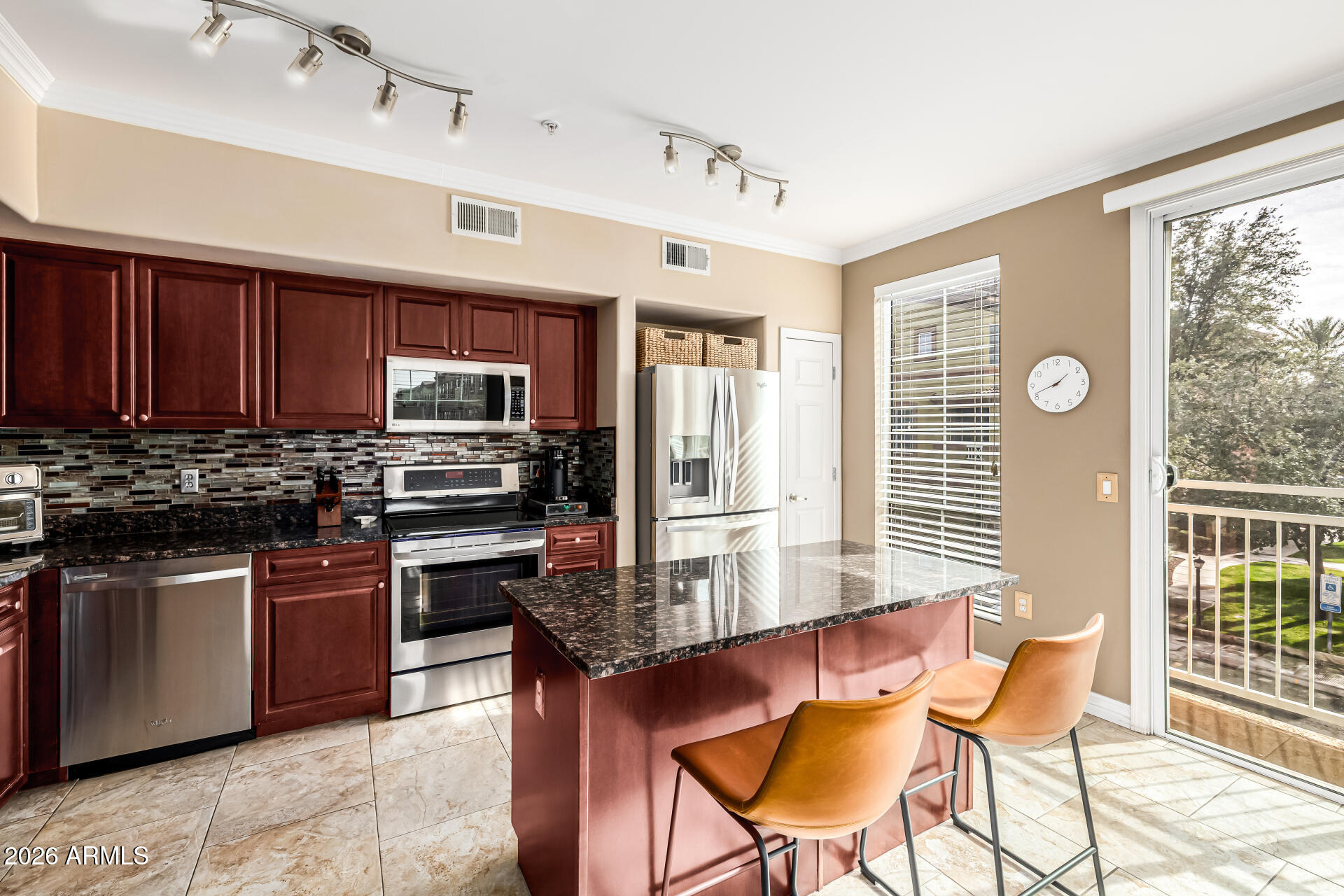 1920 East Bell Road, Unit 1132 Phoenix, AZ 85022 - Photo 5 of 31 Stylish Kitchen