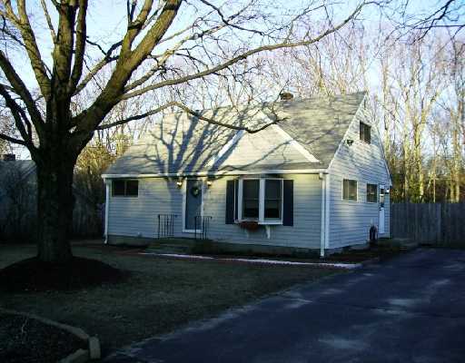 15 Sutton Street Smithfield, RI 02828 - Photo 1 of 8 Exterior Front.