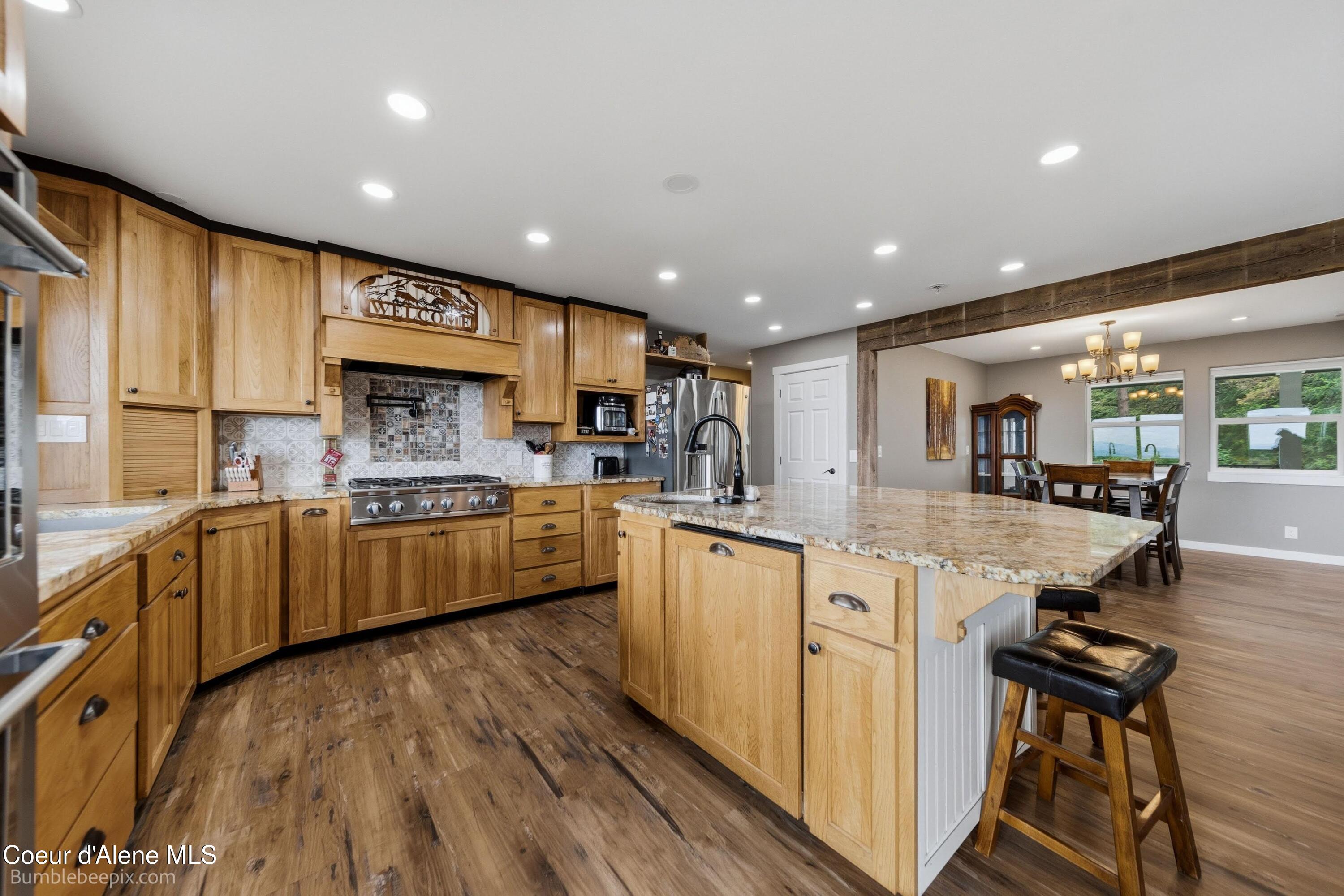 10324 North Payment Peak Road Post Falls, ID 83854 - Photo 17 of 98 Kitchen