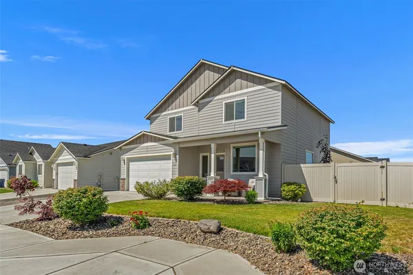 $549,700 | 130 South Mystical Avenue, East Wenatchee, WA 98802