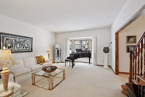 $950,000 | 11824 Welters Way, Eden Prairie, MN 55347