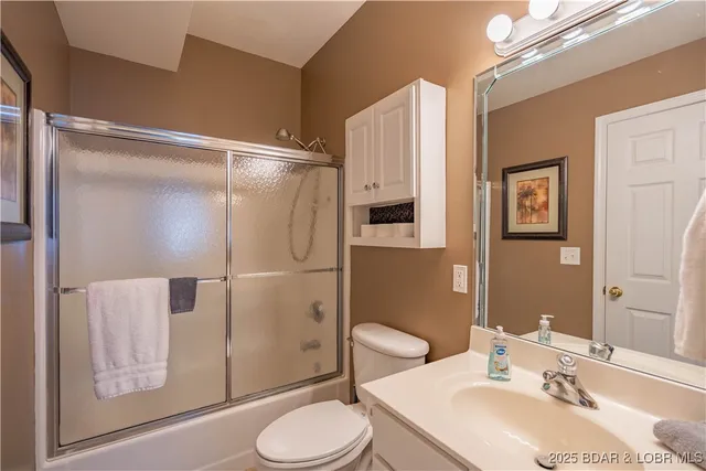 $324,000 | 426 Cedar Heights Drive, Unit 3D, Camdenton, MO 65020