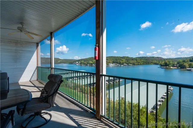 $324,000 | 426 Cedar Heights Drive, Unit 3D, Camdenton, MO 65020