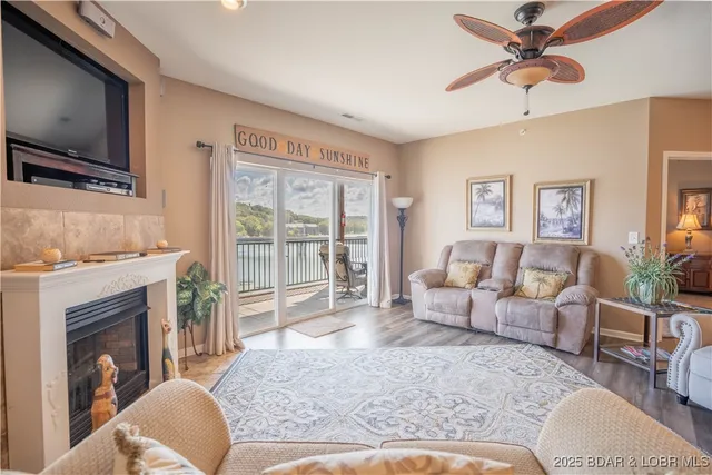 $324,000 | 426 Cedar Heights Drive, Unit 3D, Camdenton, MO 65020