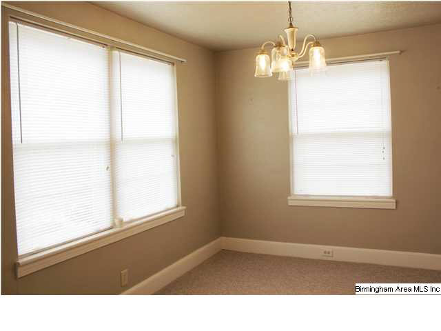 1825 Lynn Road Anniston, AL 36207 - Photo 4 of 32