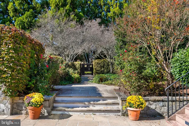 $2,999,990 | 40747 Lenah Run Circle, Aldie, VA 20105