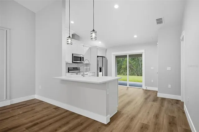 $569,900 | 13 Fanshawe Lane, Palm Coast, FL 32137