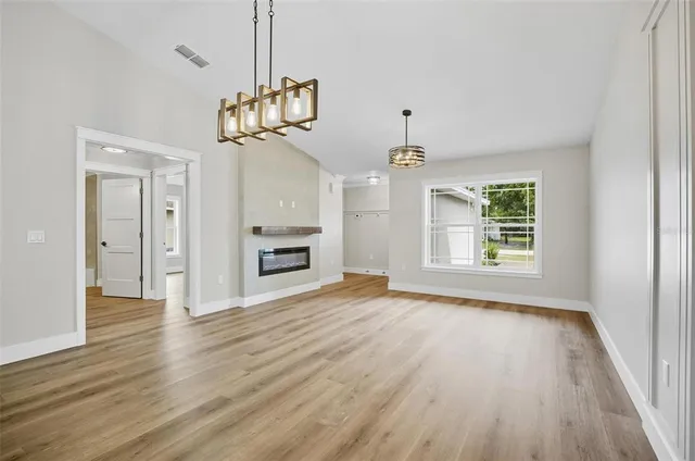 $569,900 | 13 Fanshawe Lane, Palm Coast, FL 32137