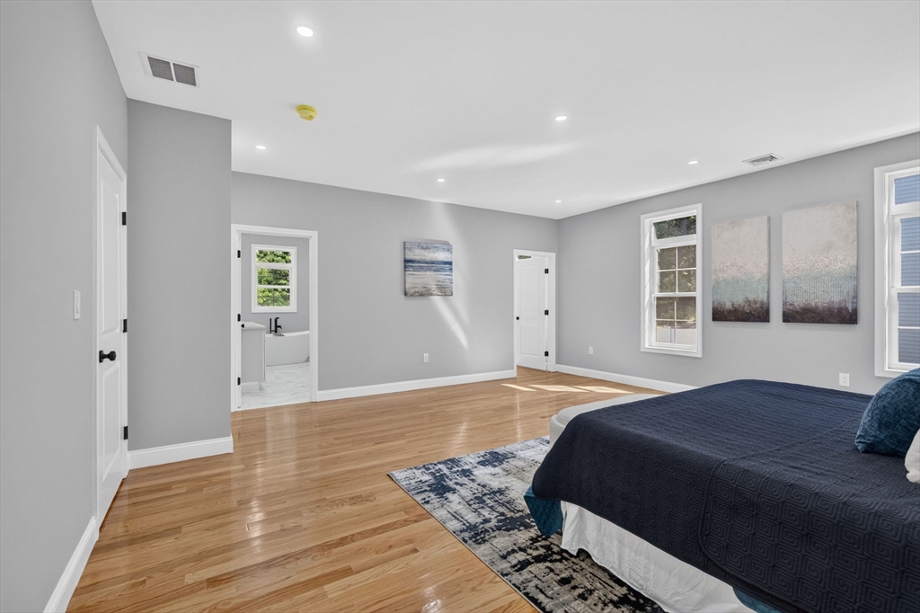 44 Grandview Road Reading, MA 01867 - Photo 12 of 34 Gallery Image 12