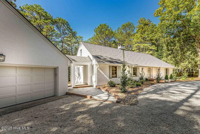 $1,299,000 | 180 Frye Road, Pinehurst, NC 28374