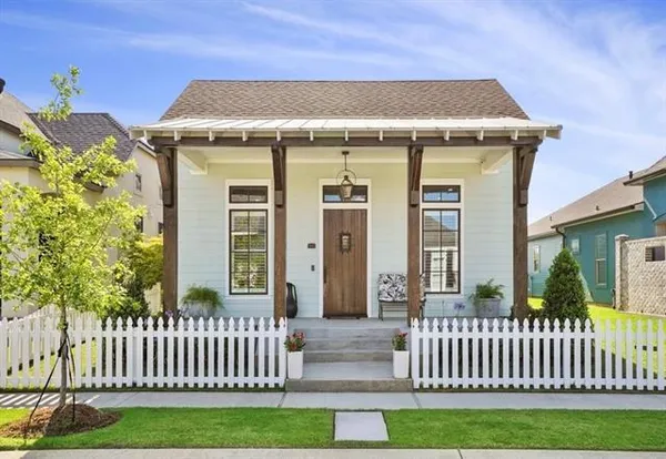 $519,000 | 903 Beauregard Parkway, Covington, LA 70433