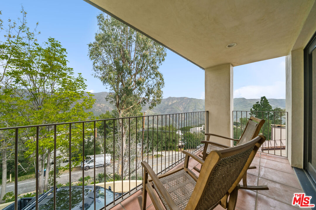 2007 Corral Canyon Road Malibu, CA 90265 - Photo 18 of 31 Gallery Image 18