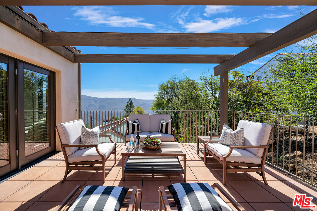 2007 Corral Canyon Road Malibu, CA 90265 - Photo 24 of 31 Gallery Image 24