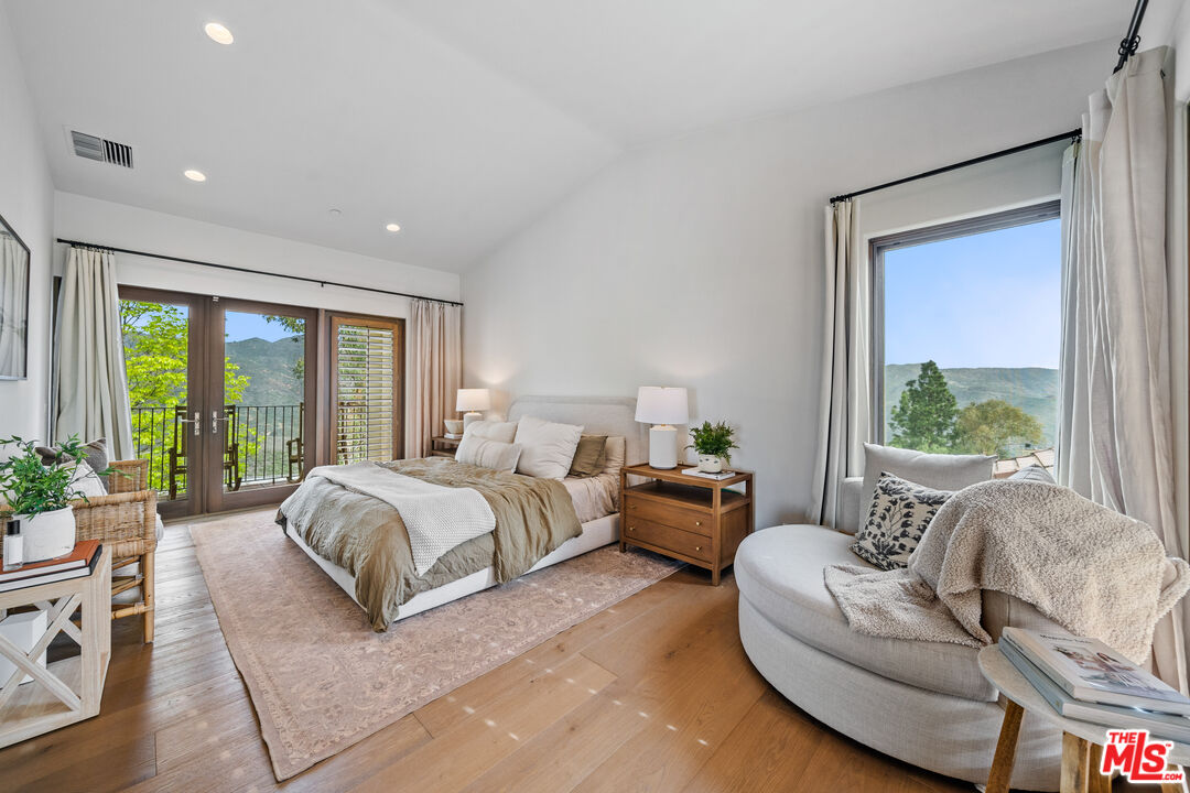 2007 Corral Canyon Road Malibu, CA 90265 - Photo 4 of 31 Gallery Image 4