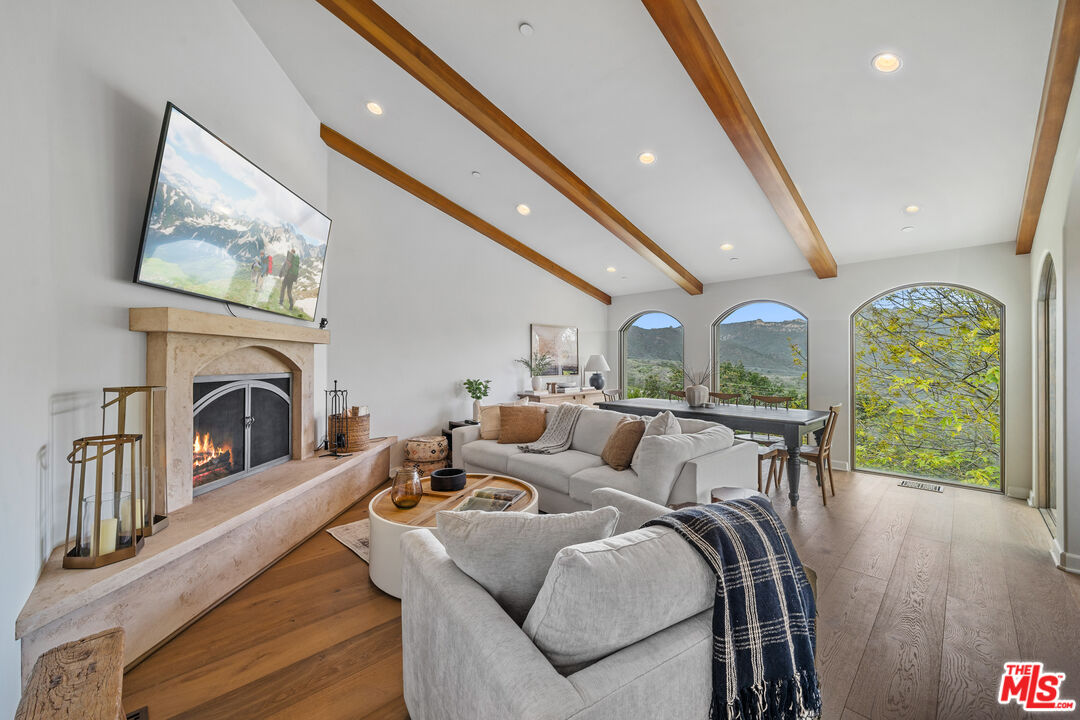 2007 Corral Canyon Road Malibu, CA 90265 - Photo 6 of 31 Gallery Image 6