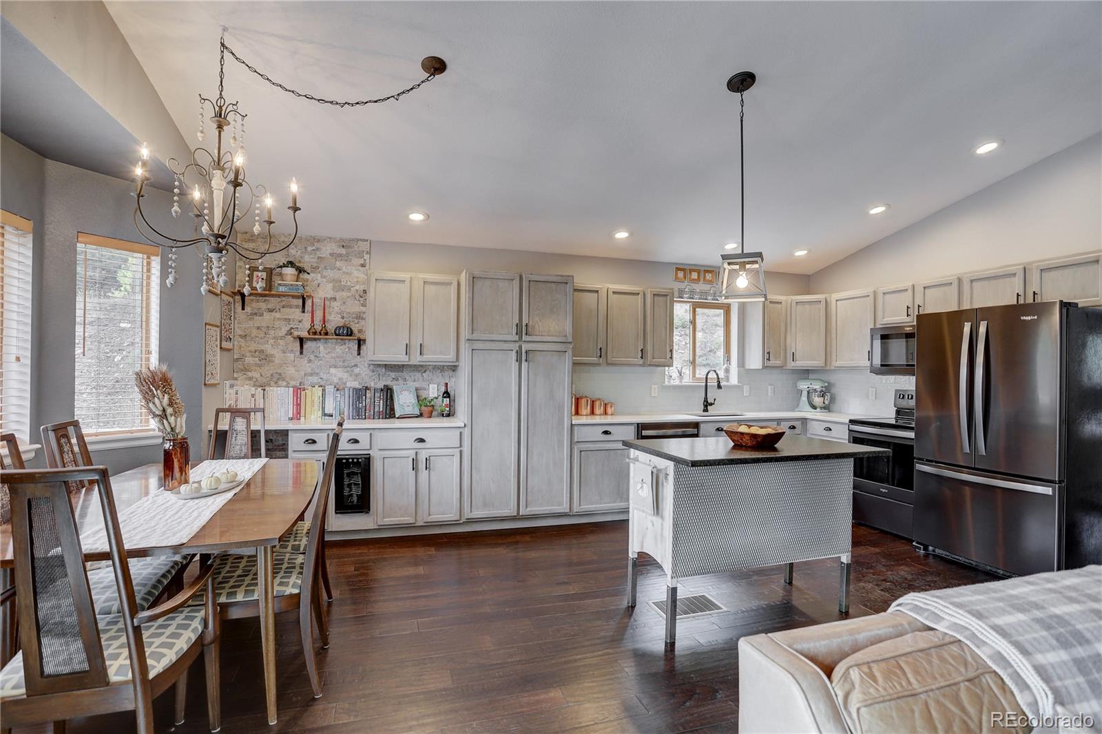 13139 Elsie Road Conifer, CO 80433 - Photo 15 of 38 Gallery Image 15