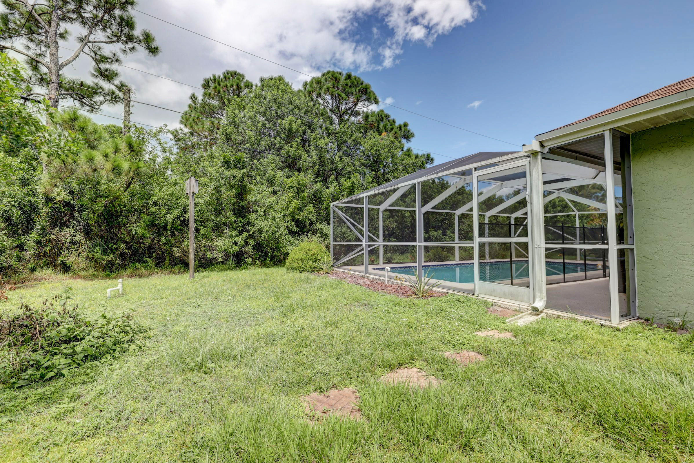 261 Southwest Glen Road Port St. Lucie, FL 34953 - Photo 14 of 43 3J0A5587_88_89_90_91