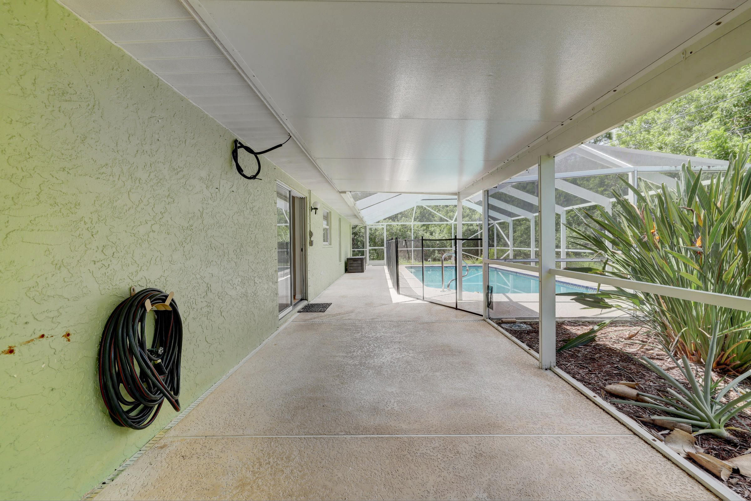 261 Southwest Glen Road Port St. Lucie, FL 34953 - Photo 22 of 43 3J0A5542_3_4_5_6