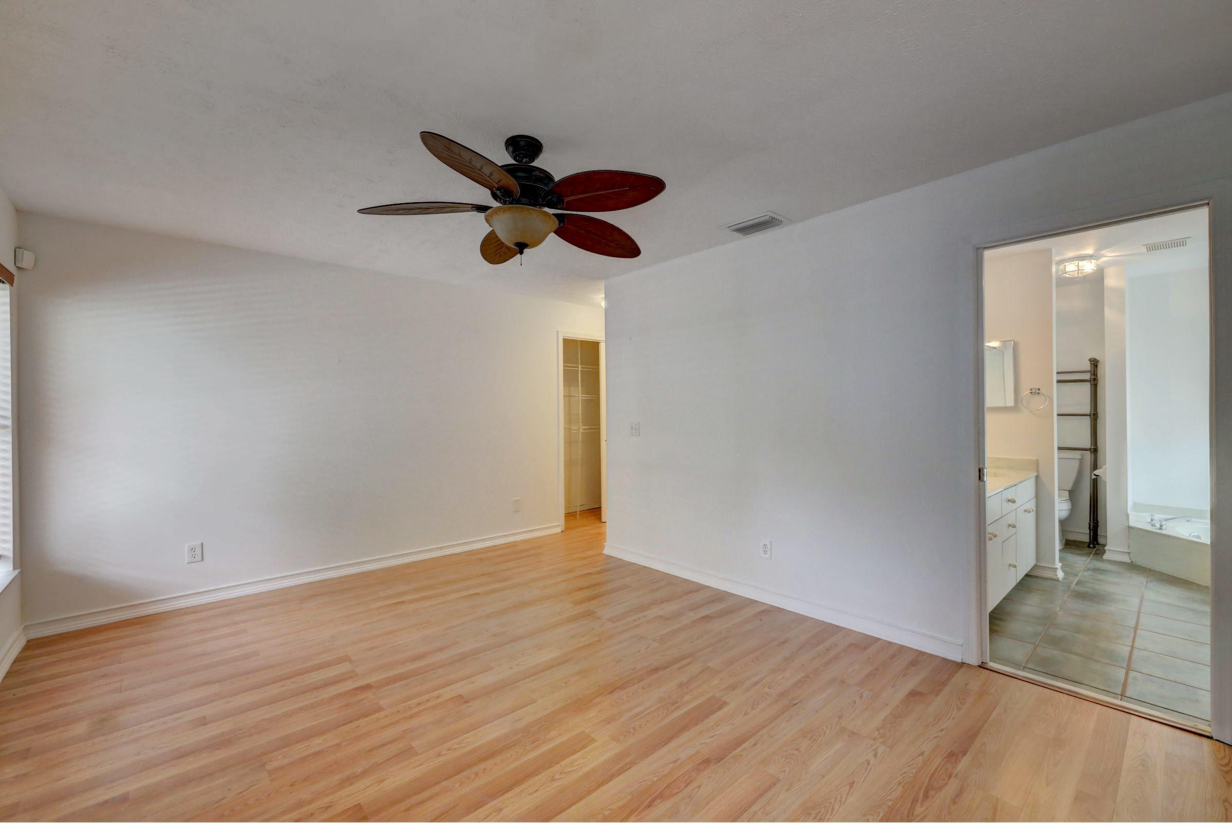 261 Southwest Glen Road Port St. Lucie, FL 34953 - Photo 31 of 43 3J0A5482_3_4_5_6