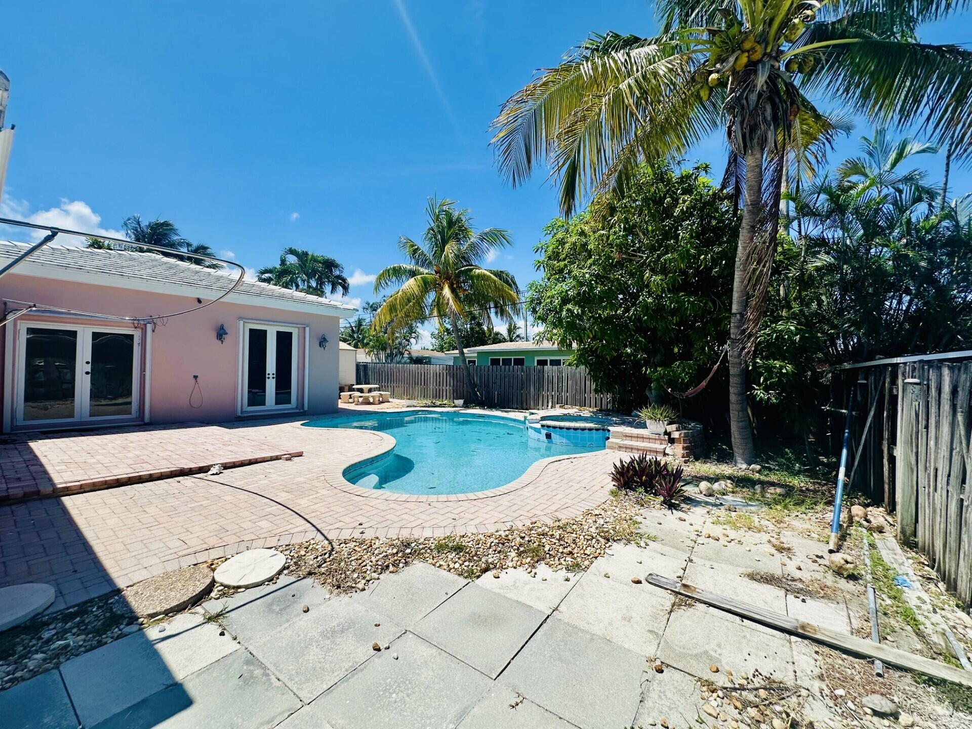 467 Northeast 31st Street Boca Raton, FL 33431 - Photo 4 of 19 467 pool2 - Copy
