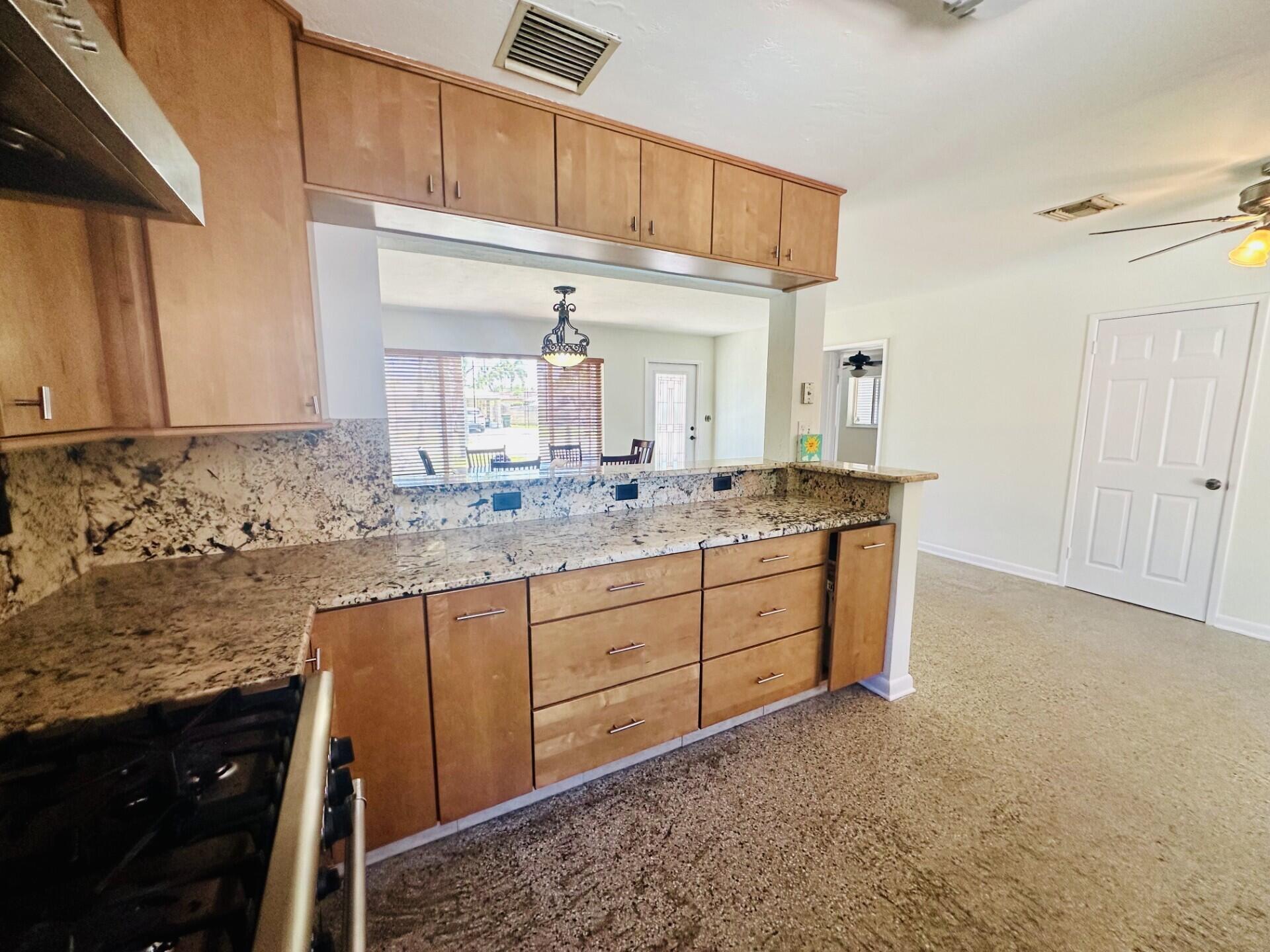 467 Northeast 31st Street Boca Raton, FL 33431 - Photo 9 of 19 476 kitchen - Copy