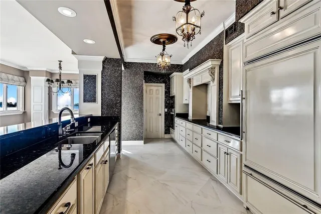 $645,000 | 303 Mariners Island Boulevard, Unit 303, Mandeville, LA 70448