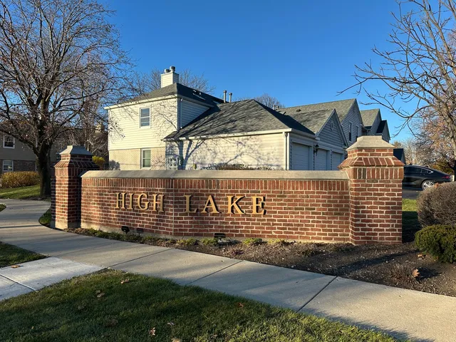 $275,000 | -n120 Windermere Road, Unit 2007, Winfield, IL 60190