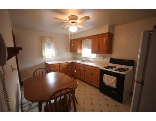 1132 Knox Street McKees Rocks, PA 15136 - Photo 11 of 18 Kitchen.