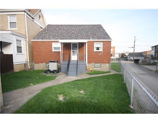 1132 Knox Street McKees Rocks, PA 15136 - Photo 18 of 18 Exterior Back.