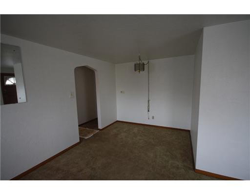 1132 Knox Street McKees Rocks, PA 15136 - Photo 3 of 18 Dining Room.