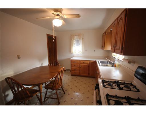 1132 Knox Street McKees Rocks, PA 15136 - Photo 10 of 18 Kitchen.