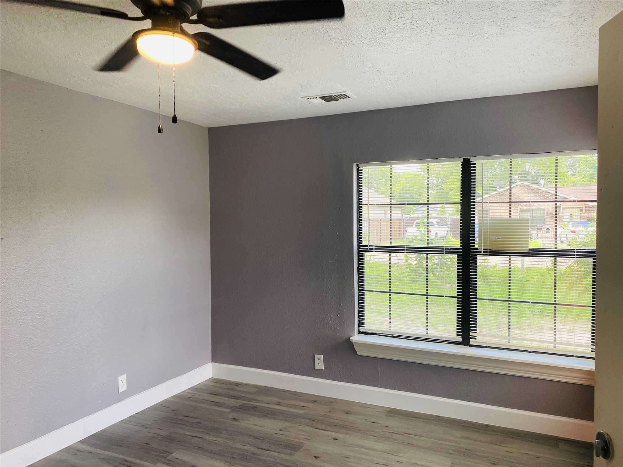 7547 Laura Koppe Road Houston, TX 77028 - Photo 4 of 11
