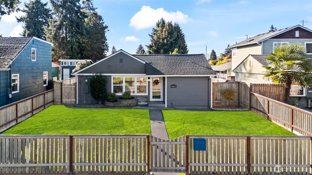 $595,000 | 4610 North 15th Street, Tacoma, WA 98406